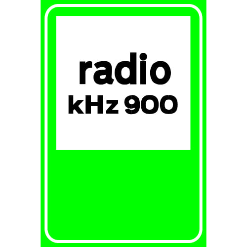 Sinjali në figurë tregon frekuencën e valëve të radios, ku merret informacion për qarkullimin rrugor, në autostradën që ndodheni.